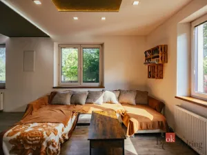 Prodej rodinného domu, Skřivany, Komenského, 160 m2