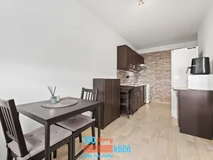 Prodej bytu 1+1, Praha - Řepy, Makovského, 47 m2