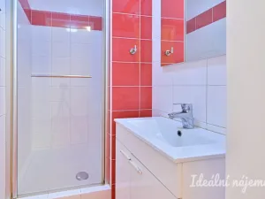 Pronájem bytu 1+kk, Brno - Líšeň, Kosíkova, 33 m2