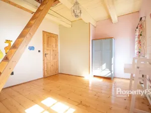 Prodej rodinného domu, Brniště - Hlemýždí, 200 m2