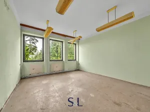 Prodej výrobních prostor, Zákupy, Borská, 680 m2
