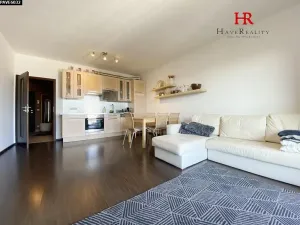Pronájem bytu 2+kk, Praha - Holešovice, U Uranie, 65 m2
