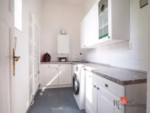 Prodej vily, Praha - Modřany, U vlečky, 331 m2