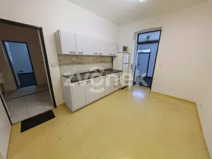 Pronájem kanceláře, Zlín - Mladcová, Návesní, 164 m2