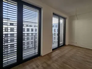 Pronájem bytu 1+kk, Praha, Hartigova, 44 m2