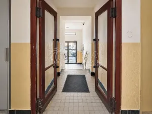 Pronájem bytu 2+1, Praha - Žižkov, Viklefova, 60 m2