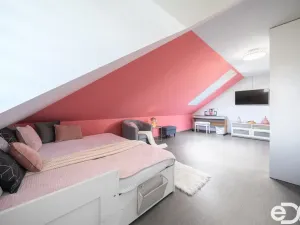 Prodej rodinného domu, Kosořice, 340 m2