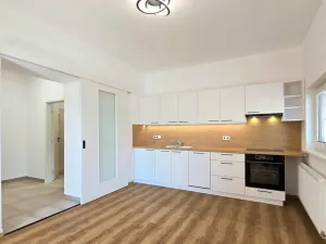 Pronájem bytu 2+kk, Beroun - Beroun-Město, Na Parkáně, 38 m2