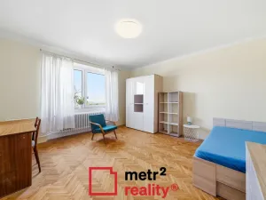 Prodej rodinného domu, Charváty, 303 m2