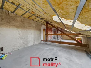 Prodej rodinného domu, Charváty, 303 m2