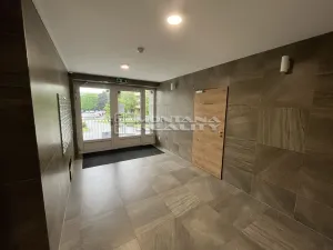 Pronájem bytu 1+kk, Olomouc, Janského, 33 m2