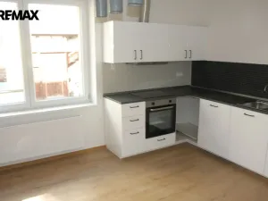 Pronájem bytu 3+kk, Strakonice, Komenského, 78 m2