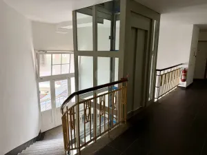 Pronájem bytu 2+kk, Praha - Vinohrady, Velehradská, 48 m2