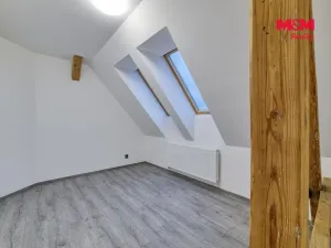 Pronájem bytu 2+kk, Cheb, 26. dubna, 52 m2