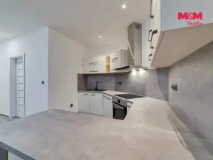 Pronájem bytu 2+kk, Cheb, 26. dubna, 52 m2