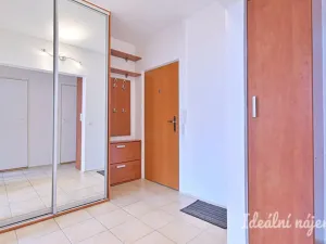 Pronájem bytu 2+kk, Brno - Židenice, Valtická, 40 m2