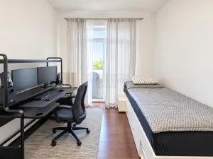 Prodej bytu 2+kk, Karlovy Vary - Dvory, Chebská, 50 m2