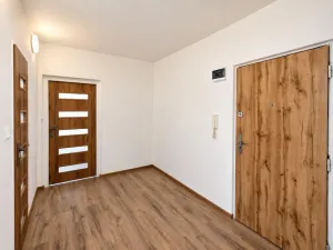 Pronájem bytu 2+1, Klášterec nad Ohří - Miřetice u Klášterce nad Ohří, Jana Ámose Komenského, 53 m2