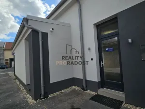 Pronájem obchodního prostoru, Hodonín, Kolískova, 130 m2