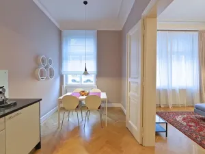 Pronájem bytu 2+1, Praha - Nové Město, Truhlářská, 72 m2