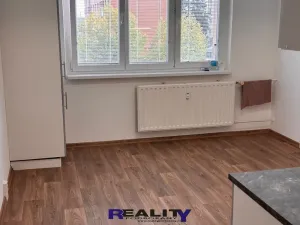 Pronájem bytu 1+1, Žatec, Jabloňová, 37 m2