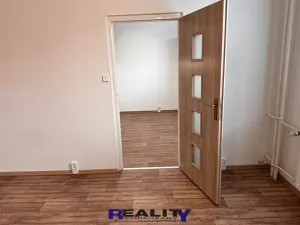 Pronájem bytu 1+1, Žatec, Jabloňová, 37 m2
