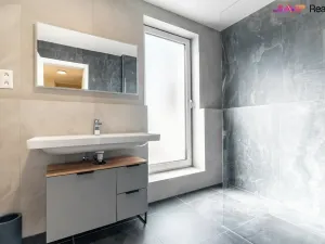 Pronájem bytu 2+kk, Brno, Komárovská, 54 m2
