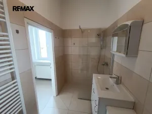 Pronájem bytu 3+1, Praha - Bohnice, Bohnická, 75 m2