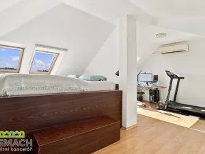 Prodej bytu 4+kk, Staré Město, Moravní nábřeží, 112 m2
