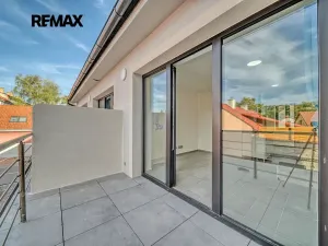 Pronájem bytu 1+kk, Velký Osek, Revoluční, 22 m2