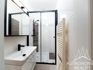Prodej bytu 2+kk, Praha - Žižkov, Spojovací, 40 m2