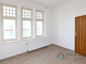 Pronájem bytu 2+1, Liberec, Liliová, 45 m2