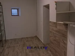 Pronájem komerční nemovitosti, Žatec, Žižkovo náměstí, 55 m2
