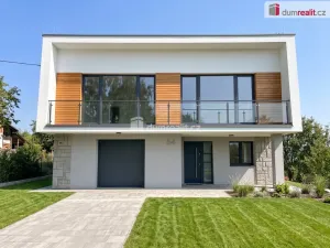 Prodej rodinného domu, Svárov, 180 m2
