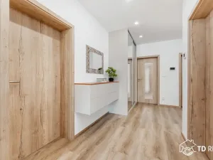 Prodej rodinného domu, Syrovice, 207 m2