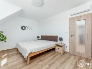 Prodej rodinného domu, Syrovice, 207 m2