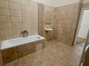 Pronájem bytu 3+kk, Cheb, náměstí Krále Jiřího z Poděbrad, 84 m2