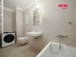 Prodej bytu 2+kk, Praha - Prosek, Čakovická, 56 m2