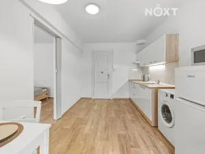 Prodej bytu 2+kk, Praha - Holešovice, Bubenská, 49 m2