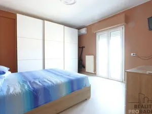 Prodej bytu 3+kk, Villa Rosa, Itálie, 92 m2
