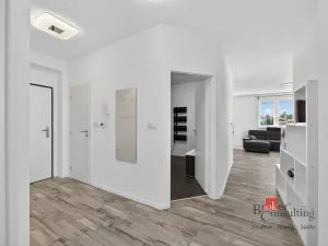 Prodej bytu 4+kk, Vochov, 80 m2