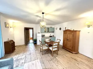 Prodej rodinného domu, Líšnice, 300 m2