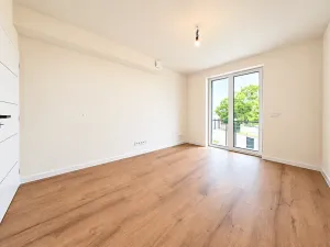 Prodej vícegeneračního domu, Šestajovice, Komenského, 275 m2