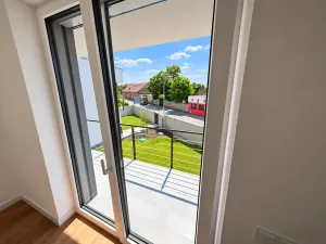 Prodej vícegeneračního domu, Šestajovice, Komenského, 275 m2
