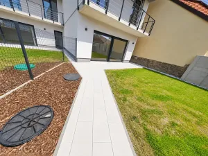 Prodej vícegeneračního domu, Šestajovice, Komenského, 275 m2