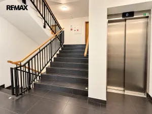 Pronájem bytu 3+kk, Praha - Dolní Chabry, K Beranovu, 82 m2