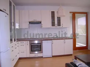 Pronájem bytu 2+kk, Praha - Strašnice, Michelangelova, 46 m2