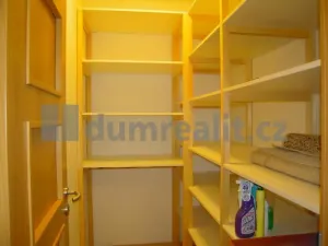 Pronájem bytu 2+kk, Praha - Strašnice, Michelangelova, 46 m2