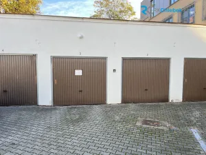 Pronájem obchodního prostoru, Frýdek-Místek - Frýdek, tř. T. G. Masaryka, 776 m2