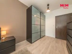 Prodej bytu 2+kk, Praha - Štěrboholy, Kryšpínova, 60 m2